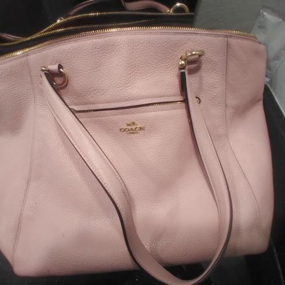 Pink coach tote and matching wallet set - Picture 2 of 6